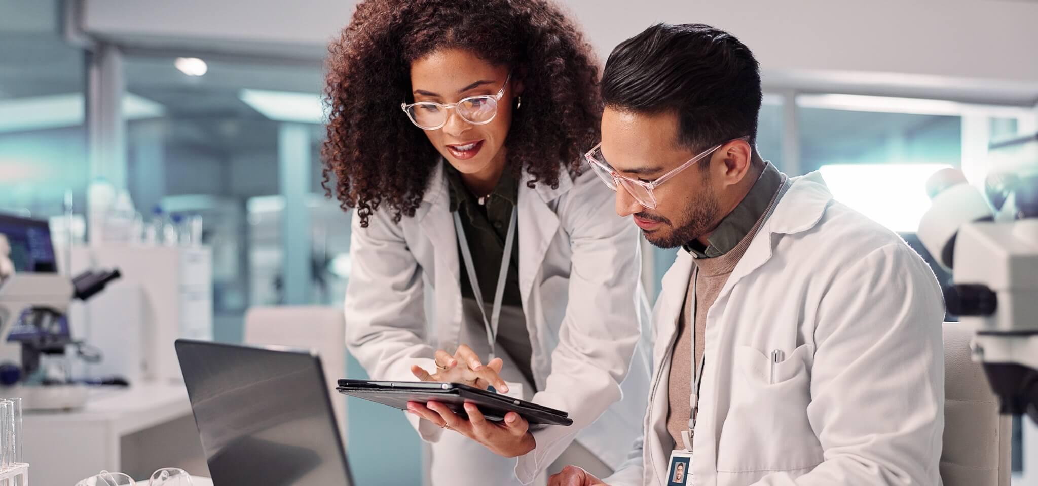 Medical practice team collaborates on integrated health medical billing software
